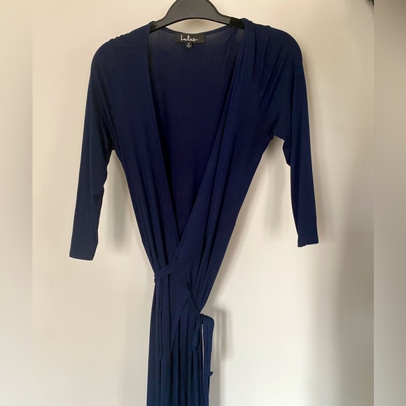 Navy blue wrap maxi dress from Lulus - Picture 4 of 5